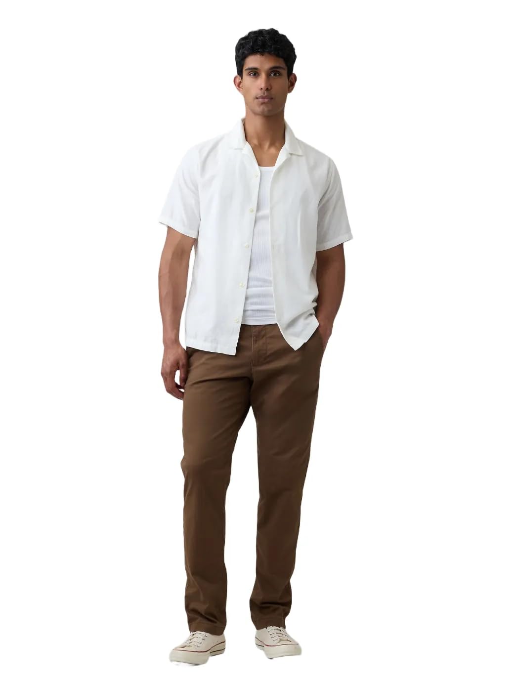 Gap Men's Essential Slim Fit Chino Pants