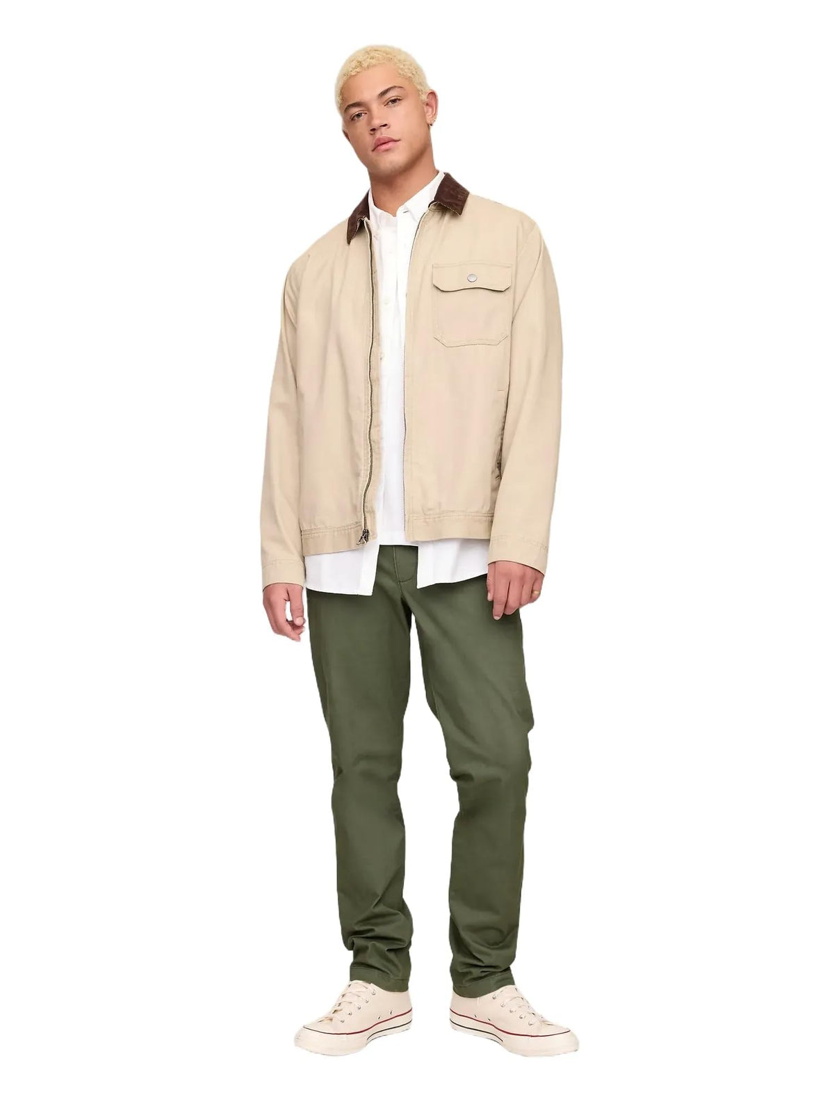 Gap Men's Essential Slim Fit Chino Pants