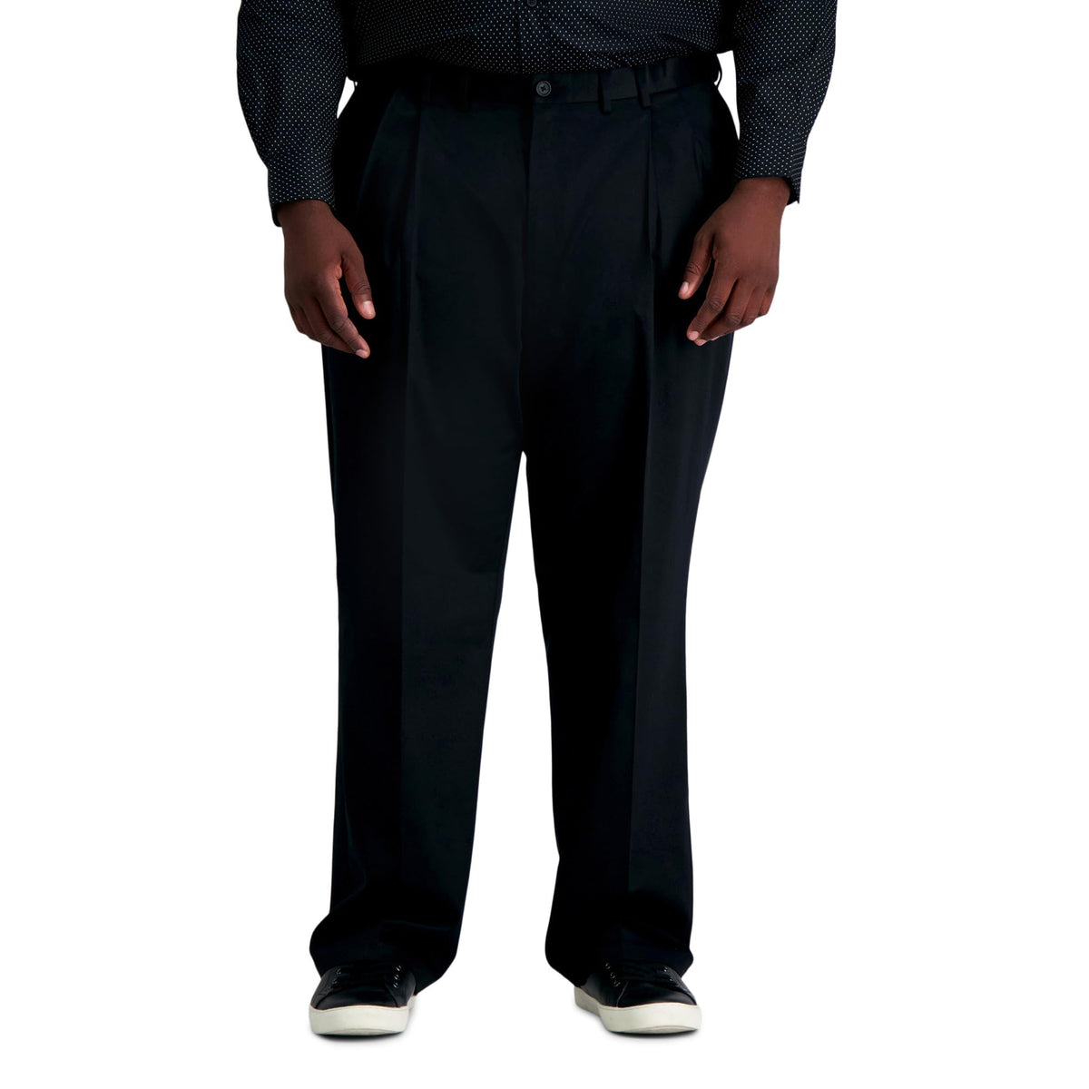 Haggar Men's Classic Fit Premium No Iron Khaki Pleated Pant