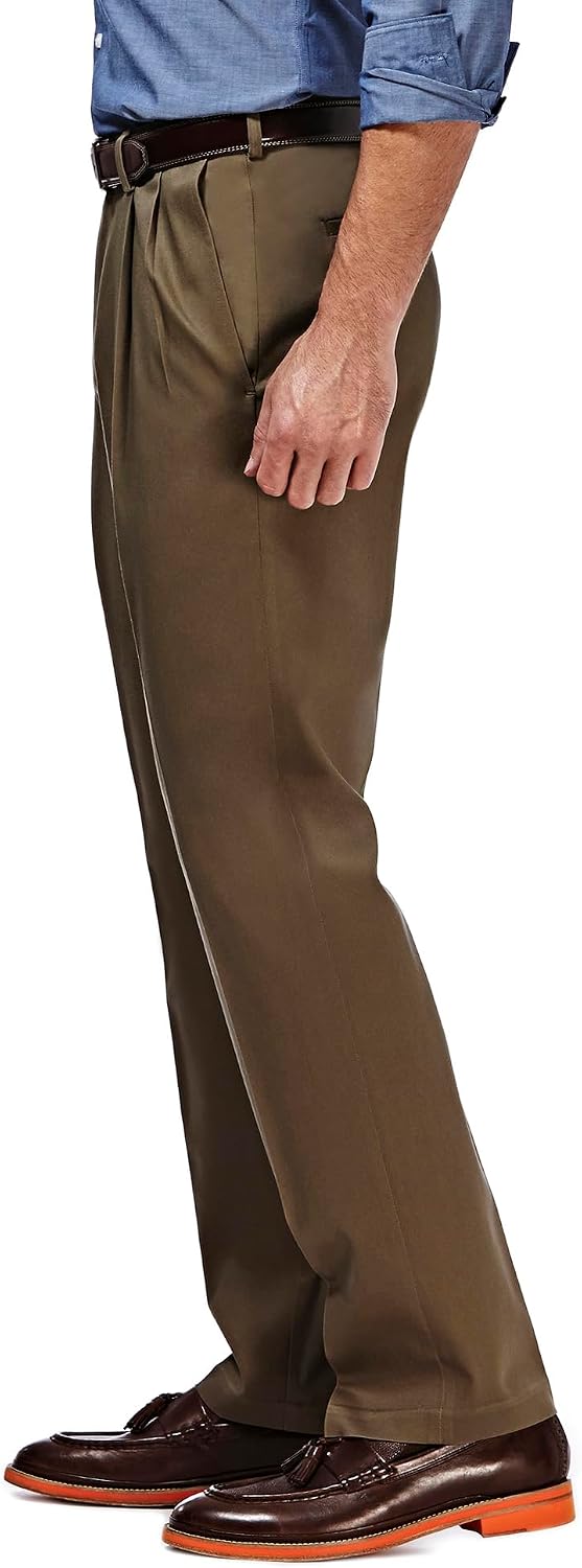 Haggar Men's Classic Fit Premium No Iron Khaki Pleated Pant