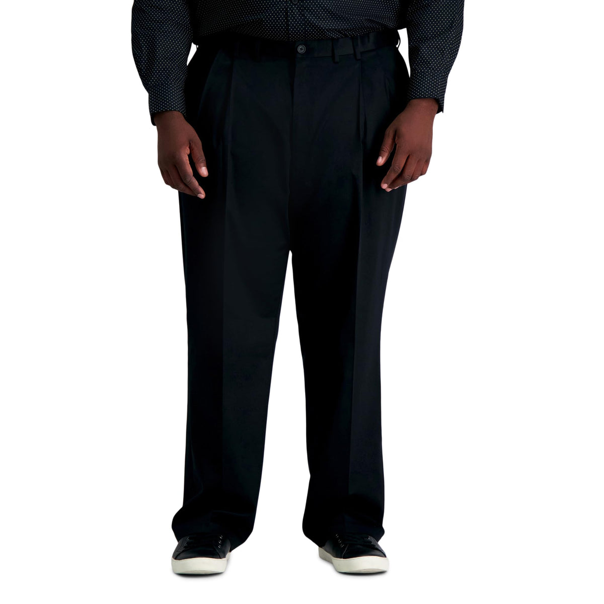 Haggar Men's Classic Fit Premium No Iron Khaki Pleated Pant