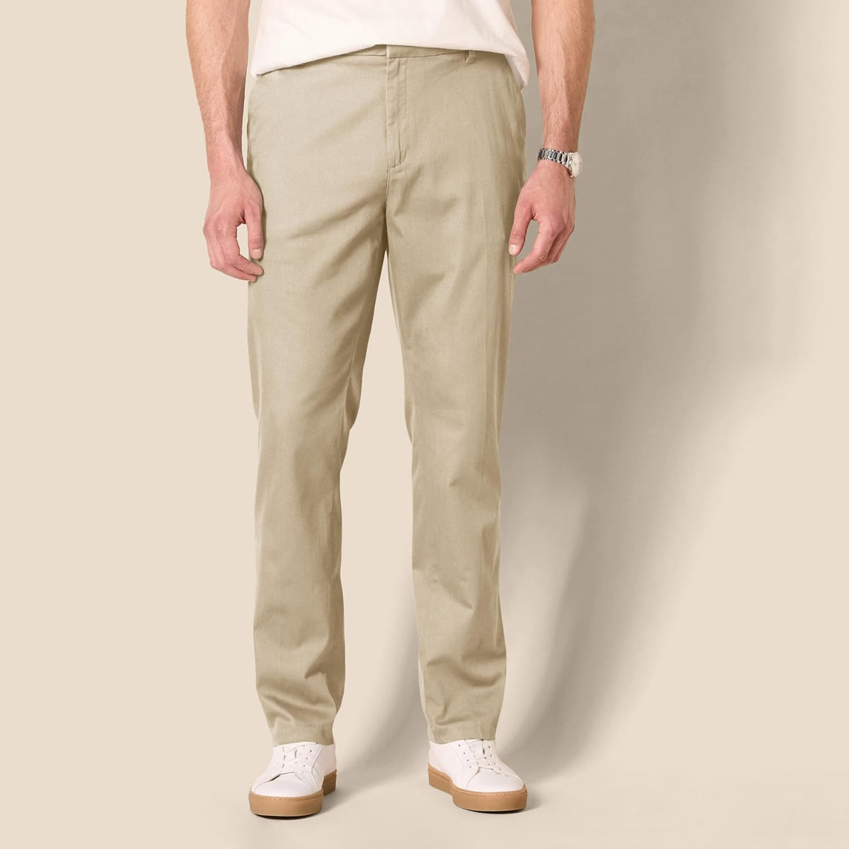 Amazon Essentials Men's Slim-Fit Wrinkle-Resistant Flat-Front Stretch Chino Pant