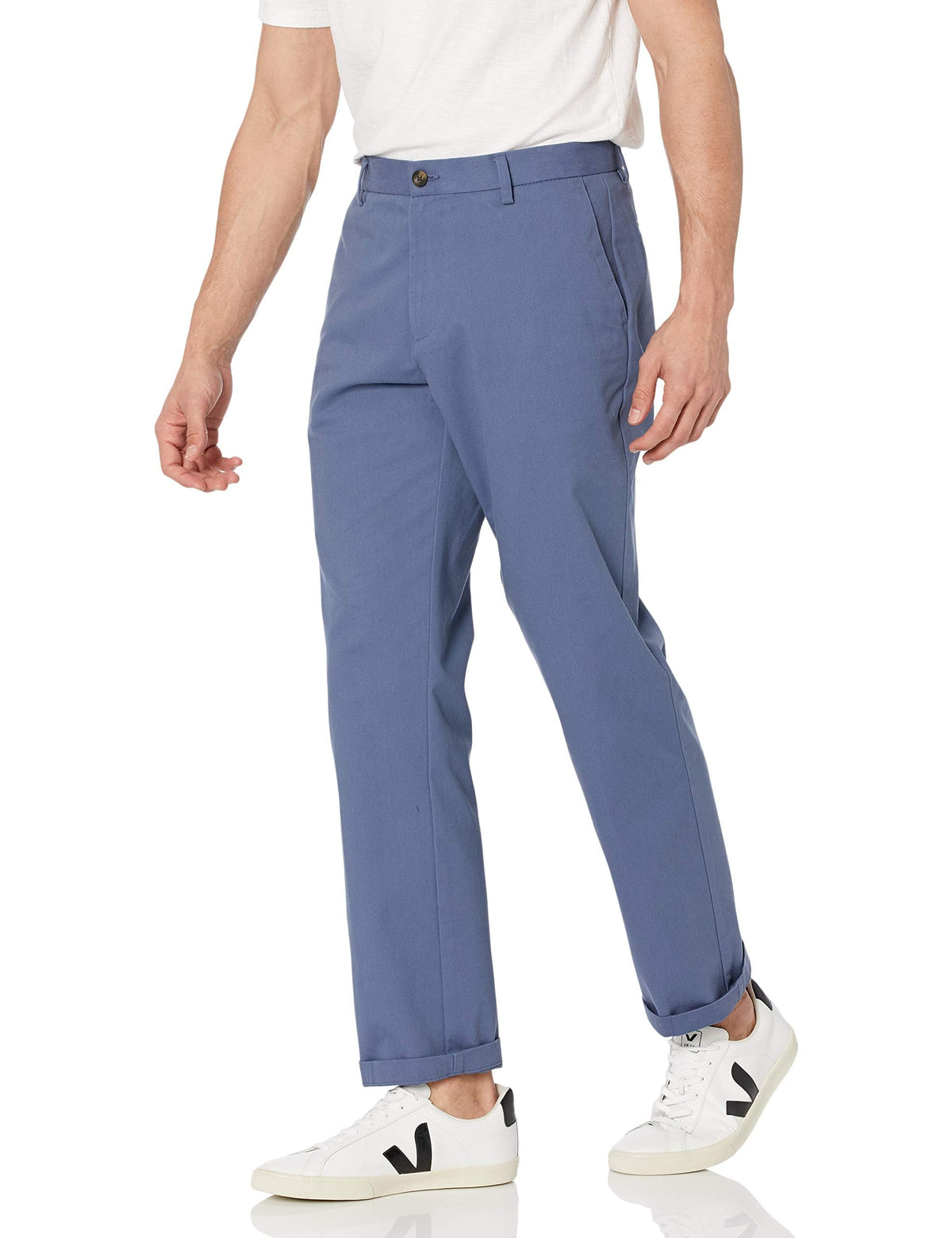 Amazon Essentials Men's Classic-Fit Wrinkle-Resistant Flat-Front Chino Pant (Available in Big & Tall)
