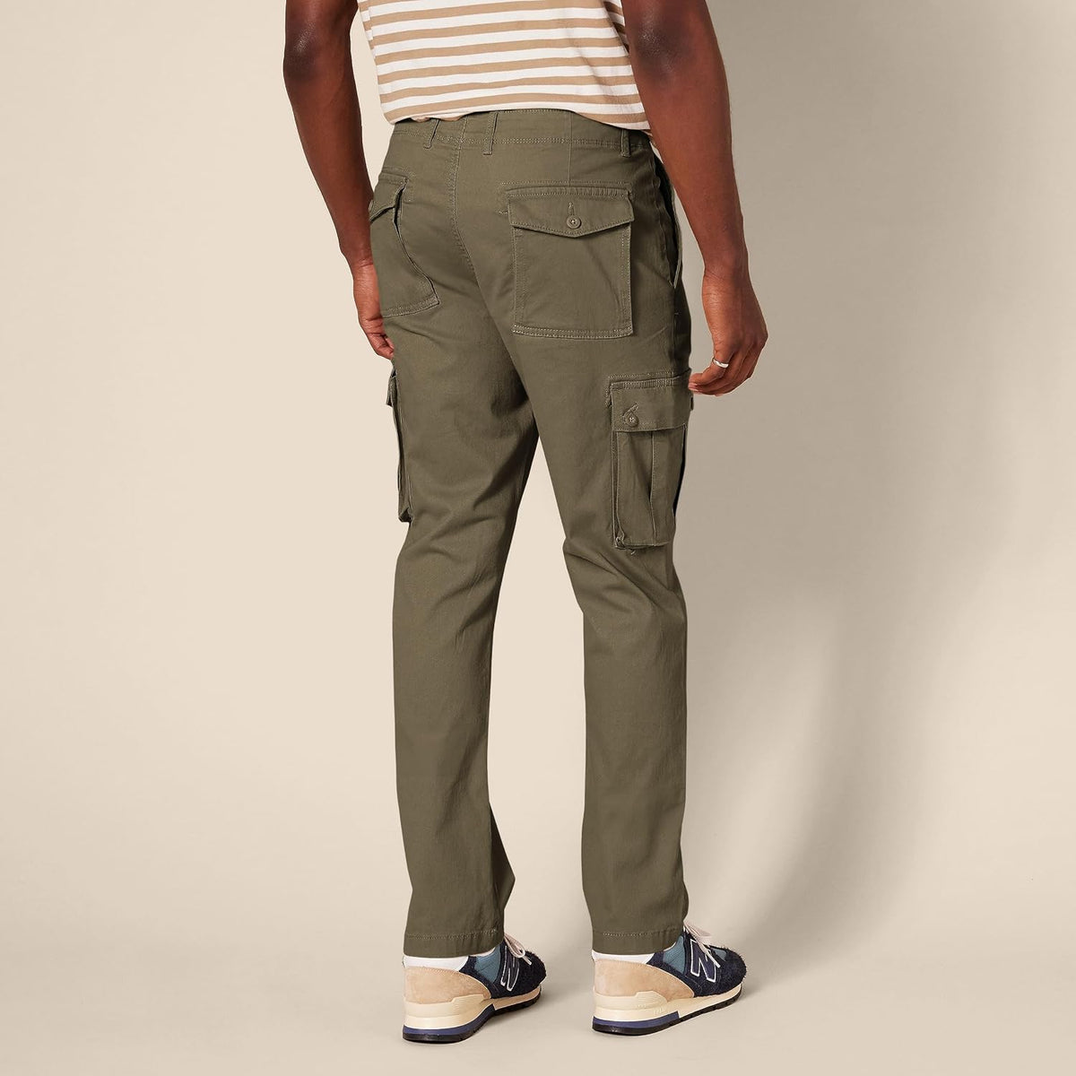 Amazon Essentials Men's Slim-Fit Stretch Cargo Pants with Tapered Leg