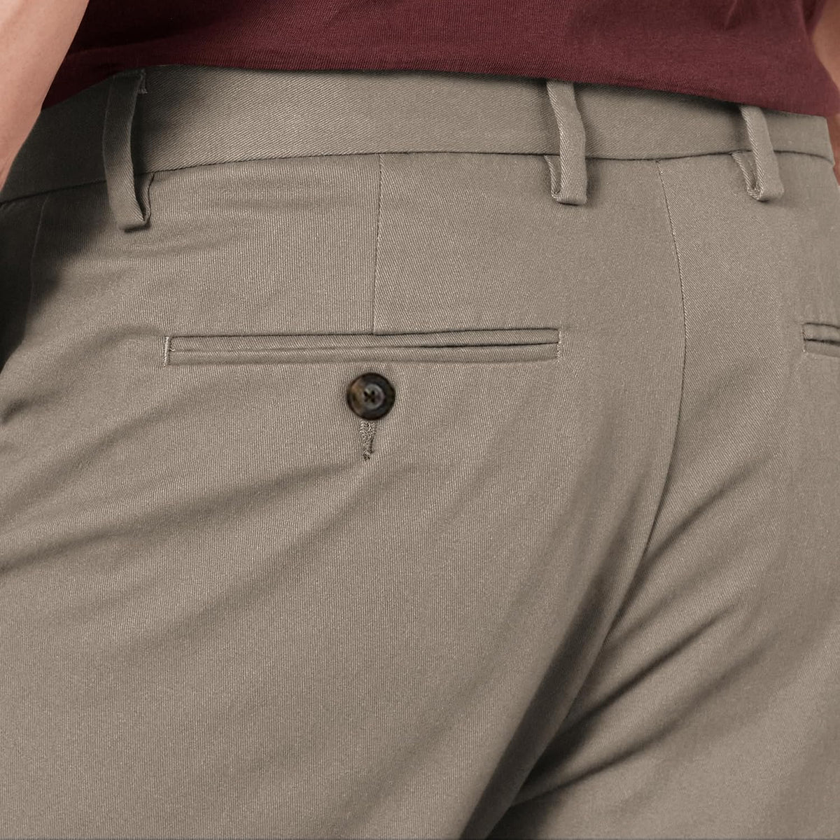 Amazon Essentials Men's Slim-Fit Wrinkle-Resistant Flat-Front Chino Pant