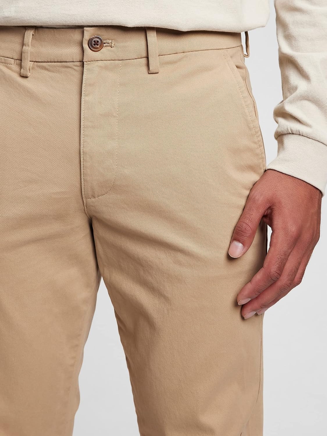 Gap Men's Essential Slim Fit Chino Pants